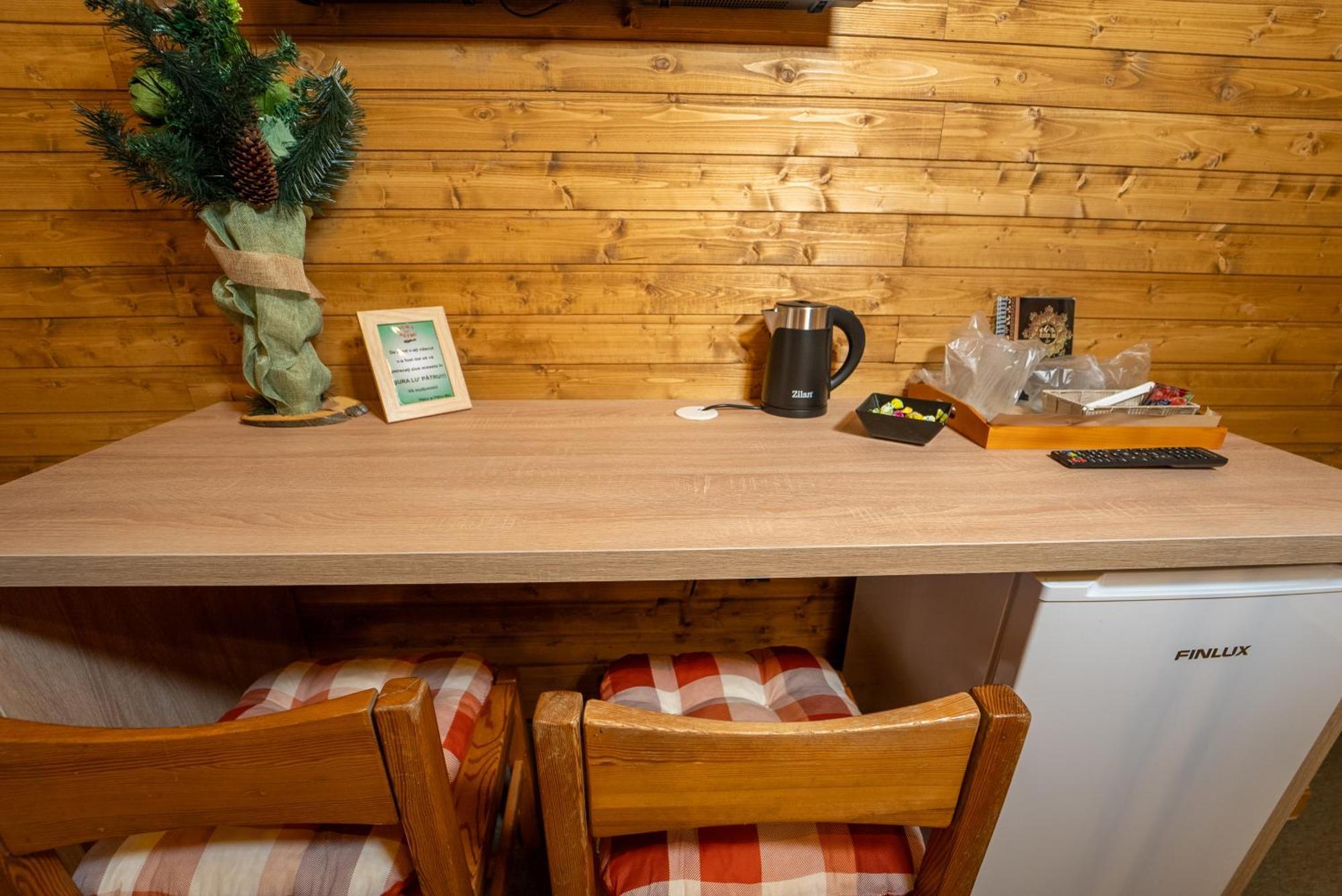 Appartement Sura Lu' Patru à Vulcan  Extérieur photo